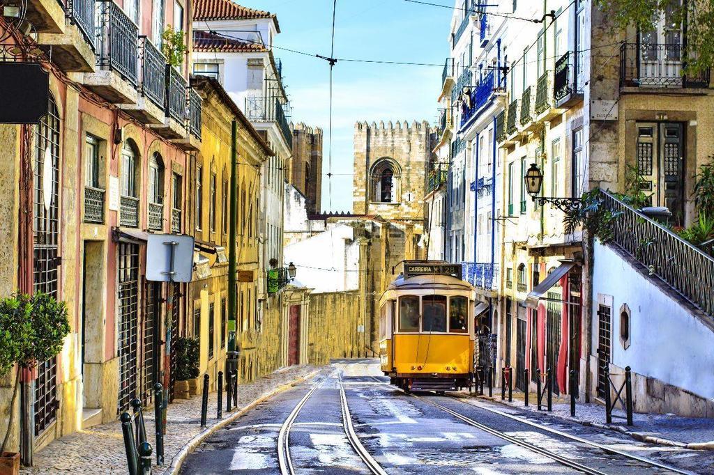 Appartamento Duplex Alfama Lisbona Esterno foto