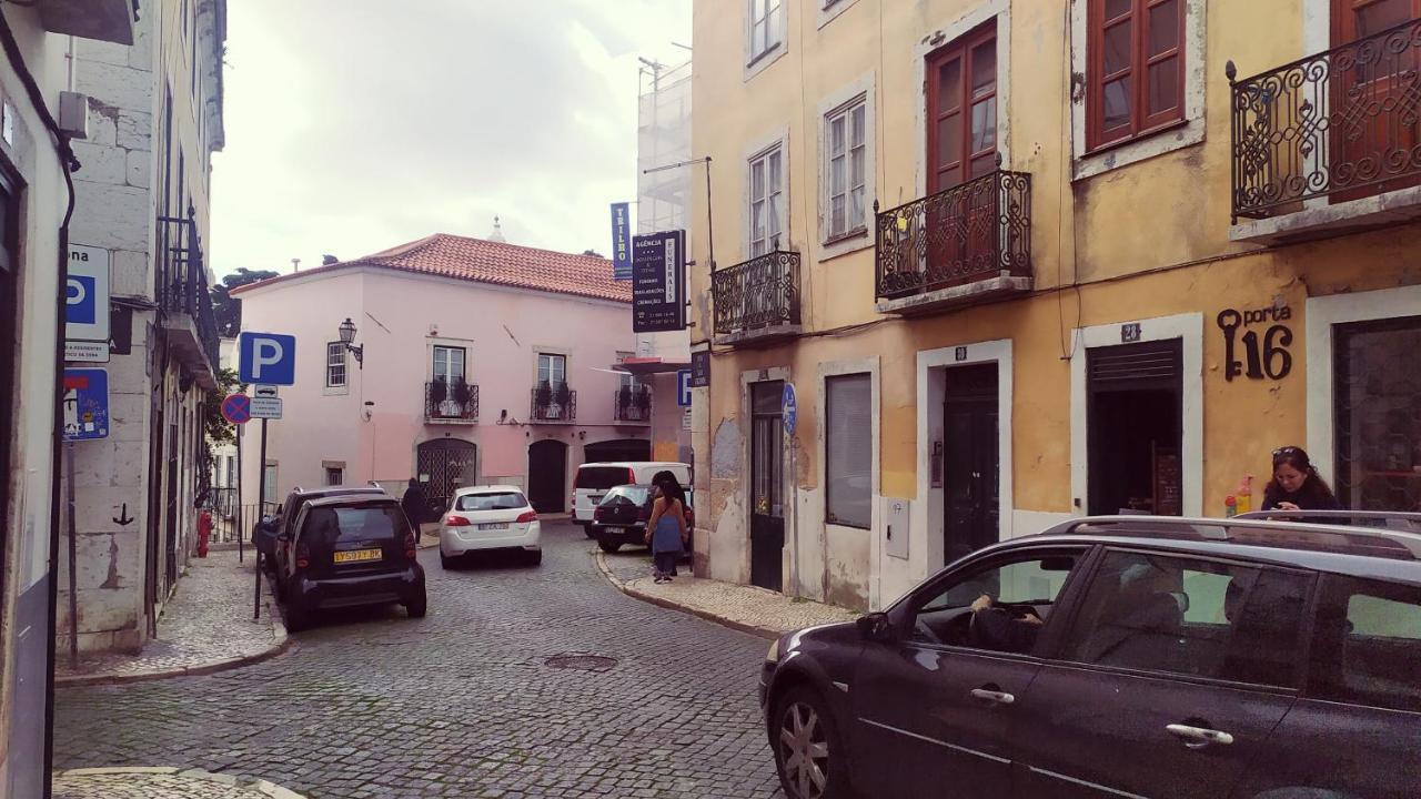 Appartamento Duplex Alfama Lisbona Esterno foto